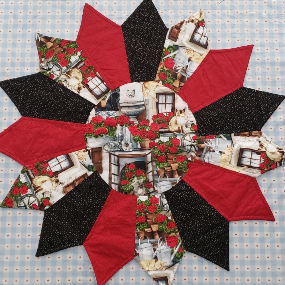 Amish Handmade Centerpiece Doily